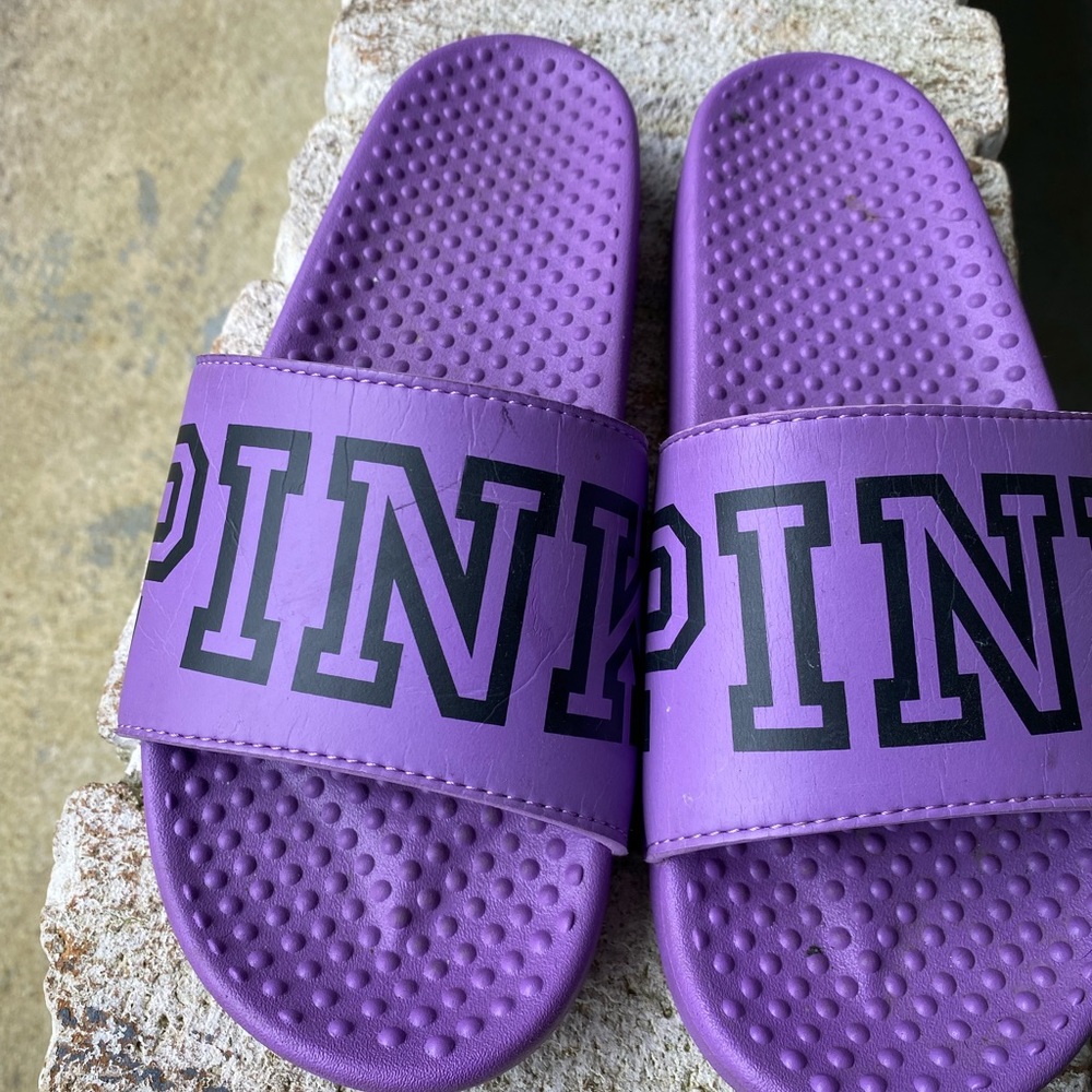 These are purple slides from “PINK” 6 wmns.